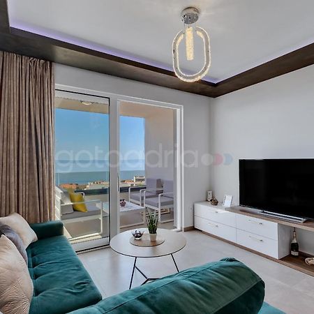 Luxury Seaview Apt Luki - Free Parking Makarska Esterno foto