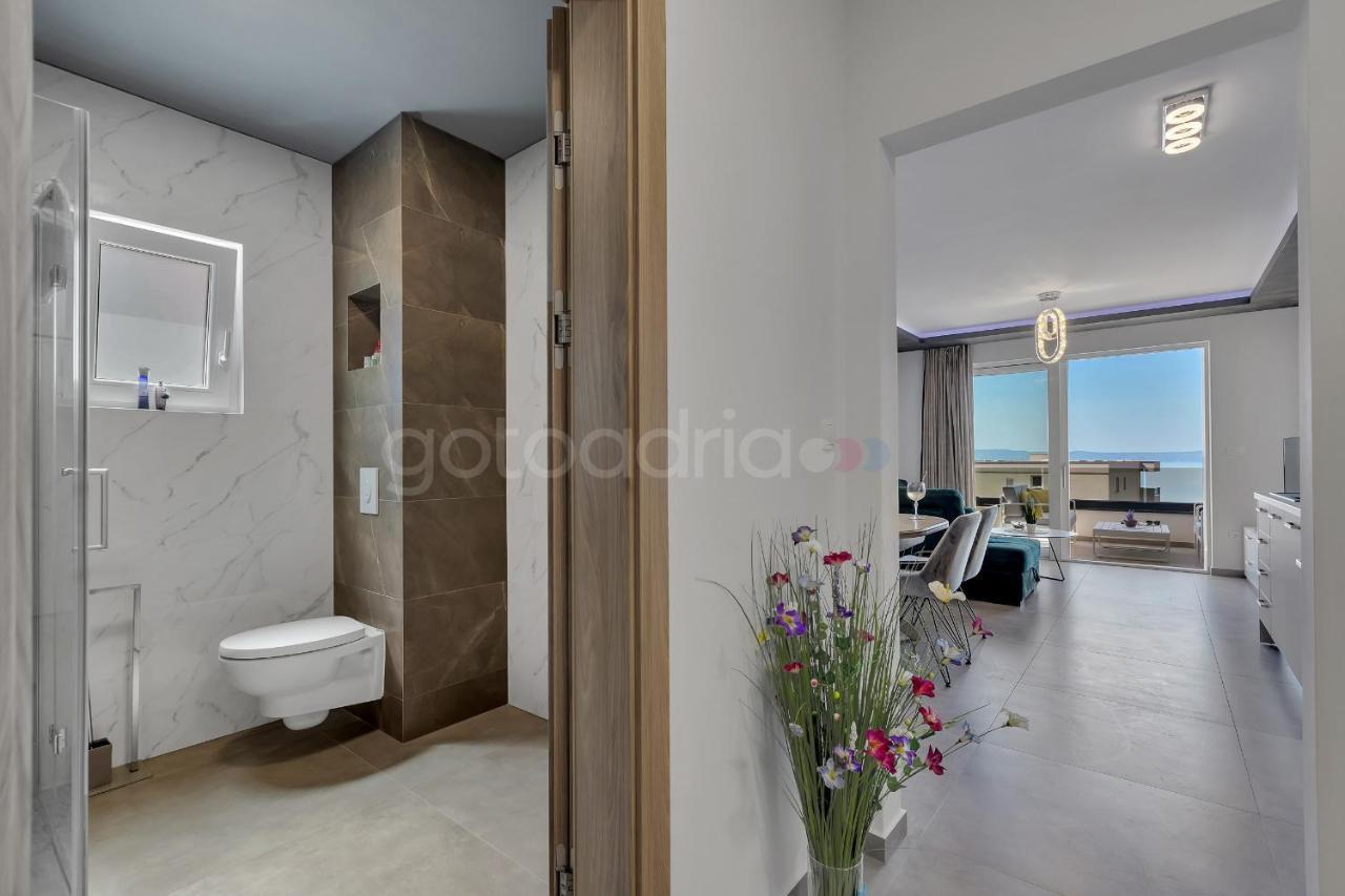 Luxury Seaview Apt Luki - Free Parking Makarska Esterno foto