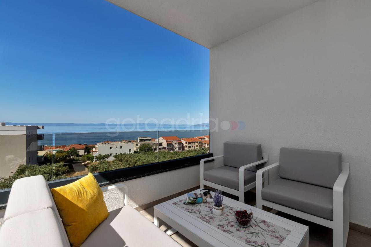 Luxury Seaview Apt Luki - Free Parking Makarska Esterno foto