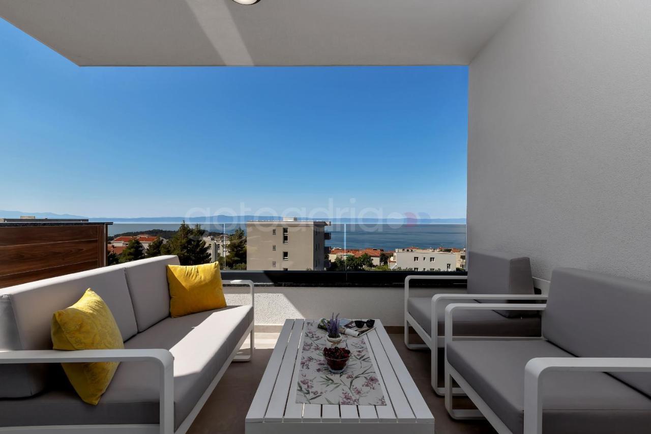 Luxury Seaview Apt Luki - Free Parking Makarska Esterno foto